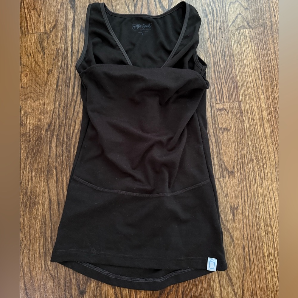 Lalabu babywearing soothe shirt- brown - size small-out of box.